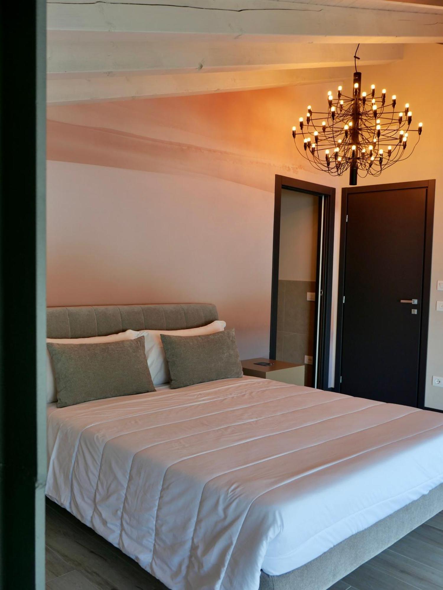 Monte Isola - Decio Rooms Exterior photo